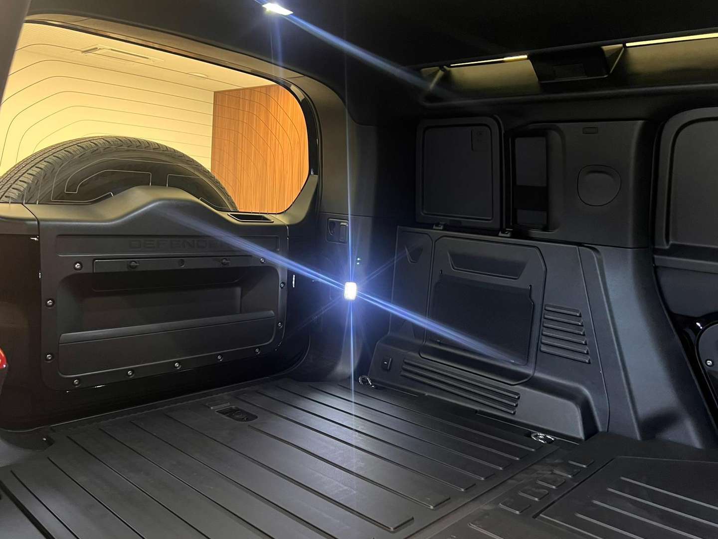 Land Rover Defender 130 Hard Top S D250 - 2025 - Joinsteer - #22