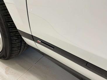 Land Rover Range Rover Evoque D180 R-Dynamic SE — photo 23