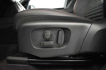 Land Rover Discovery Sport D165 AWD R-Dynamic S — photo 24