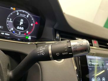 Land Rover Range Rover Evoque D180 R-Dynamic SE — photo 26