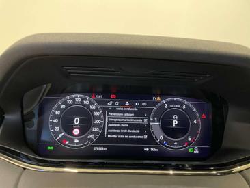 Land Rover Range Rover Evoque D180 R-Dynamic SE — photo 29