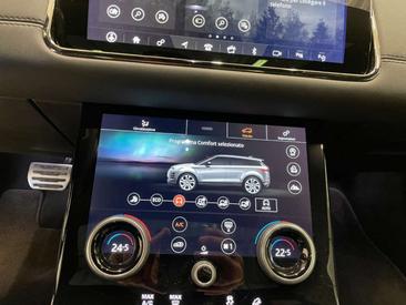 Land Rover Range Rover Evoque D180 R-Dynamic SE — photo 31