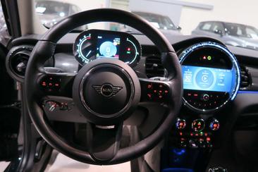 Mini 5 Portes Classic Cooper — photo 10