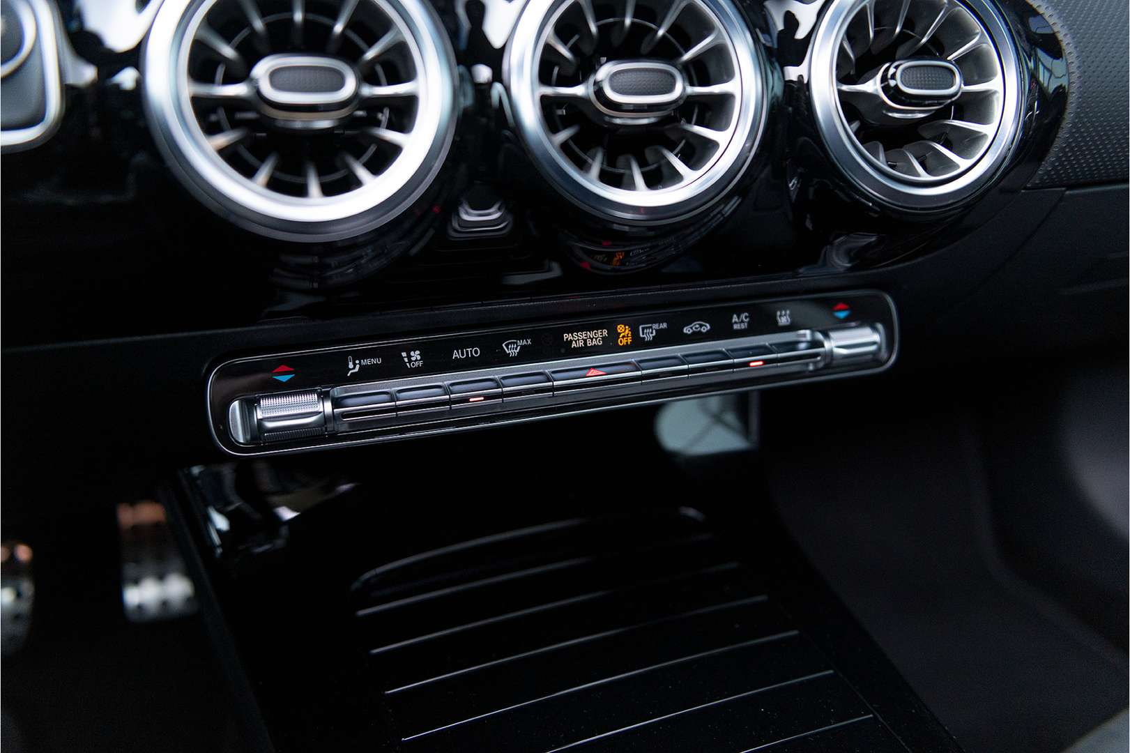 Mercedes Classe A250 E 250 AMG Line - 2024 - Joinsteer - #44