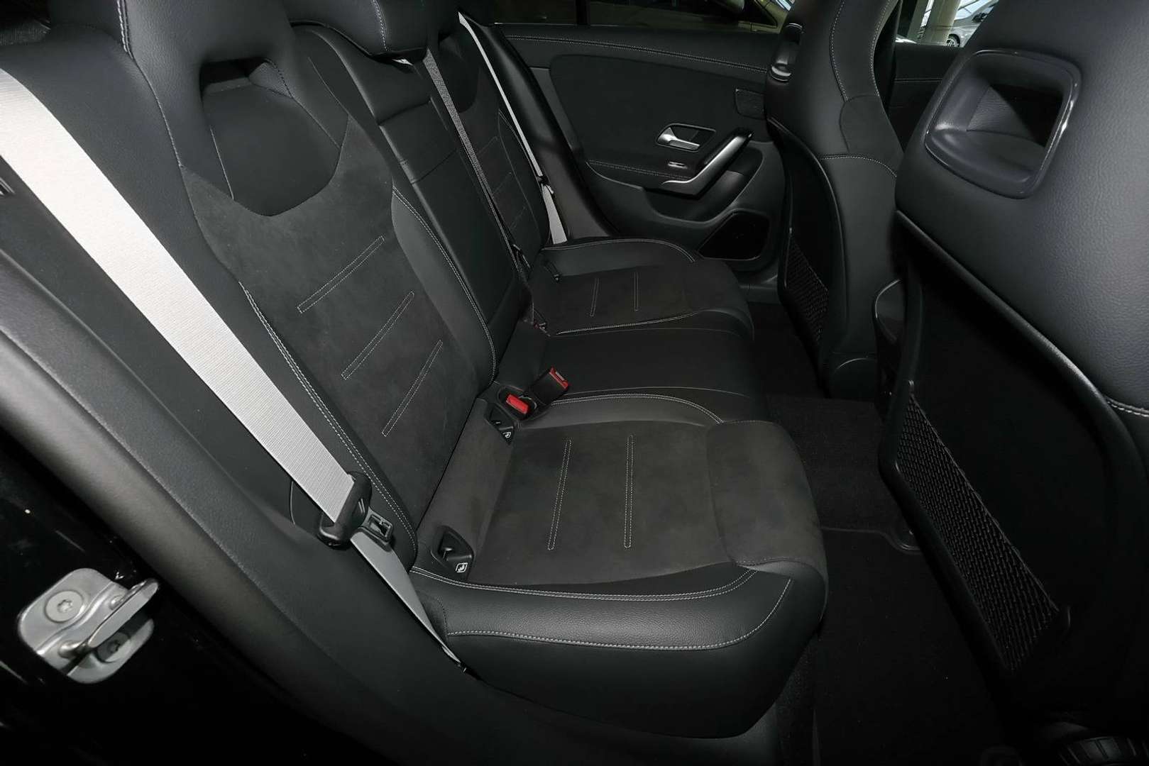 Mercedes CLA 200 Coupé 200 AMG Line - 2025 - Joinsteer - #5