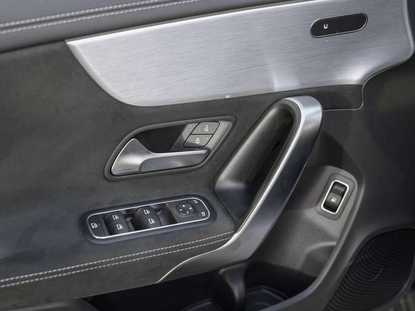 Mercedes CLA 250 E Coupé 250 Night Edition - 2020 - Joinsteer - #16