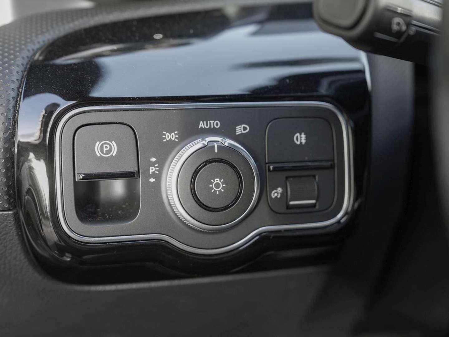 Mercedes CLA 250 E Coupé 250 Night Edition - 2020 - Joinsteer - #19