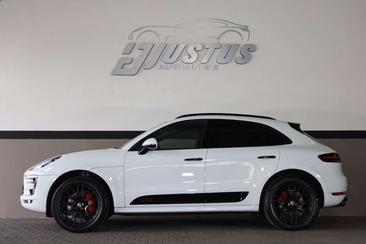 Porsche Macan GTS — photo 3