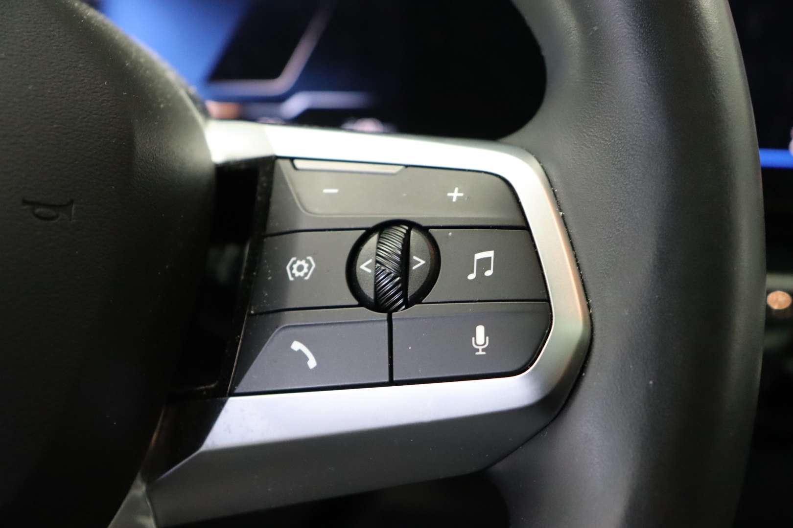 BMW IX2 M Sport EDrive20 - 2024 - Joinsteer - #13