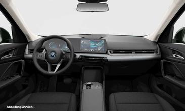 BMW IX1 XDrive30 — photo 2