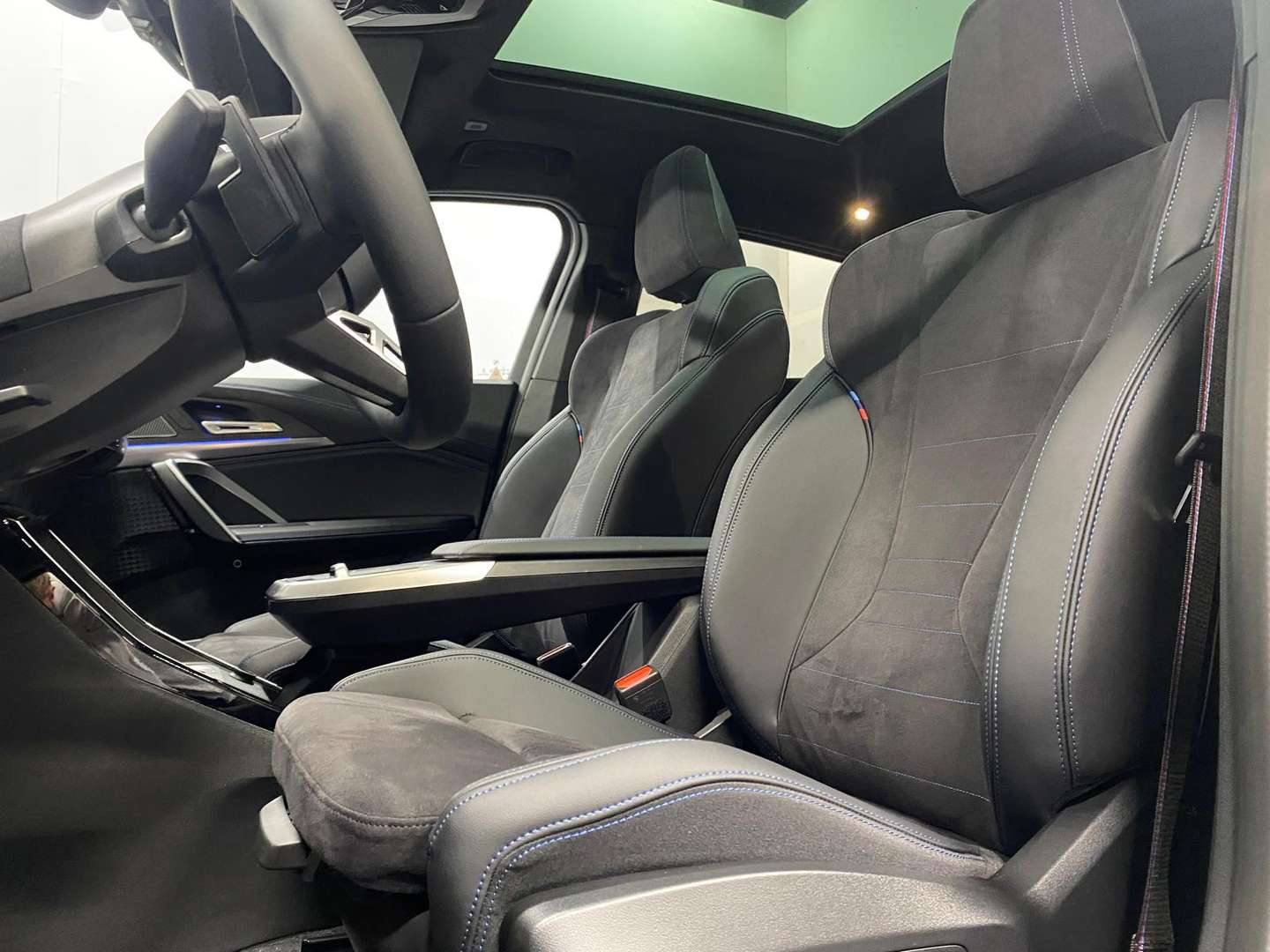 BMW IX2 M Sport Edition EDrive20 - 2025 - Joinsteer - #5