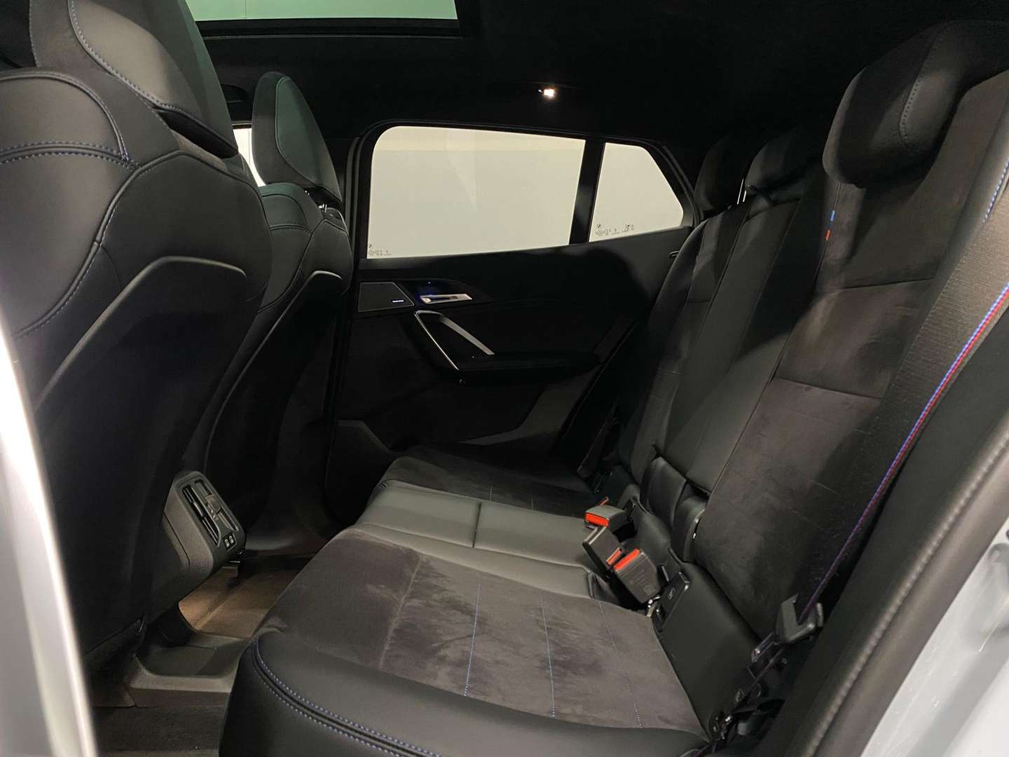 BMW IX2 M Sport Edition EDrive20 - 2025 - Joinsteer - #16