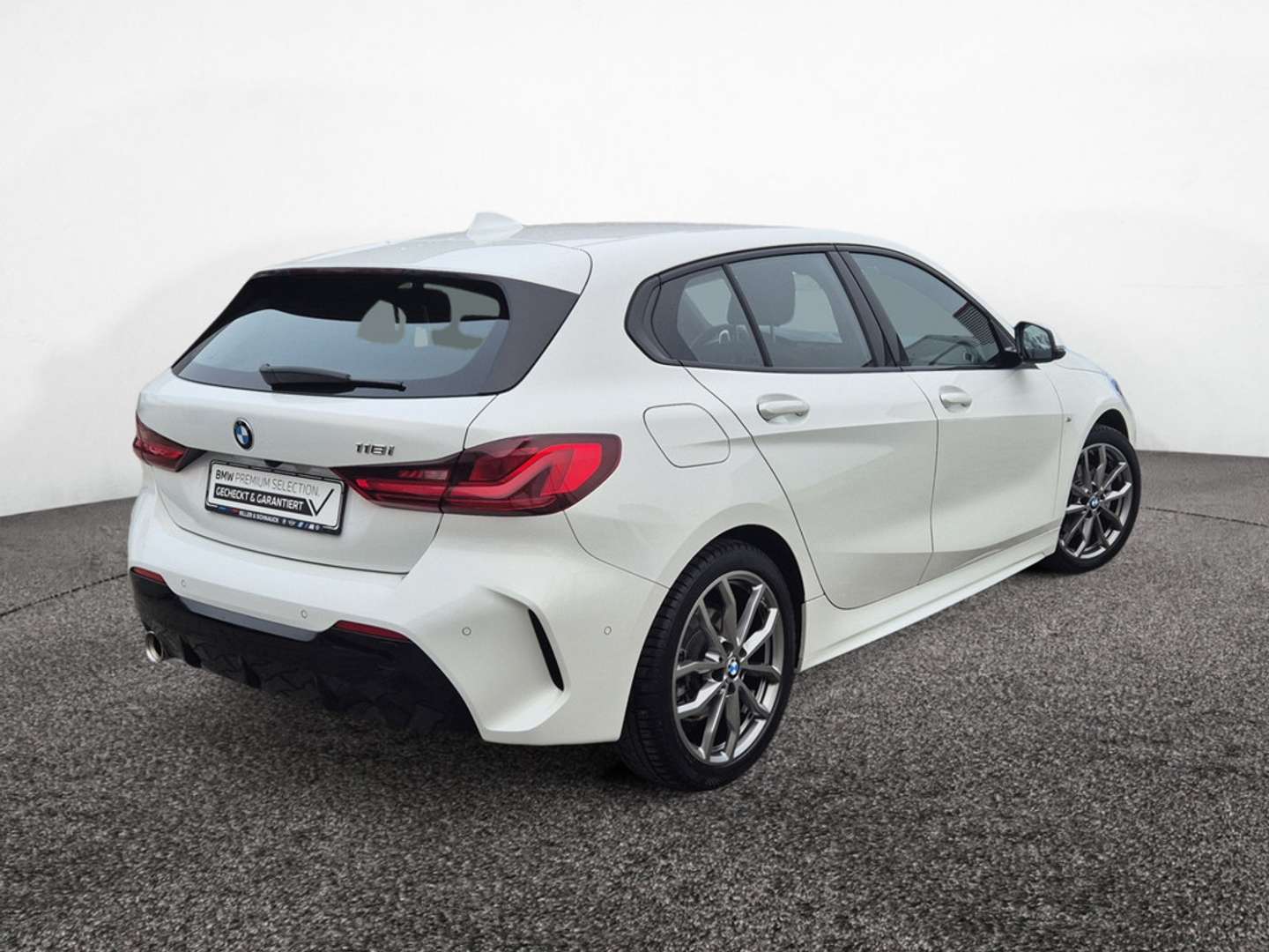 BMW 118i M Sport 118i - 2024 - Joinsteer - #3