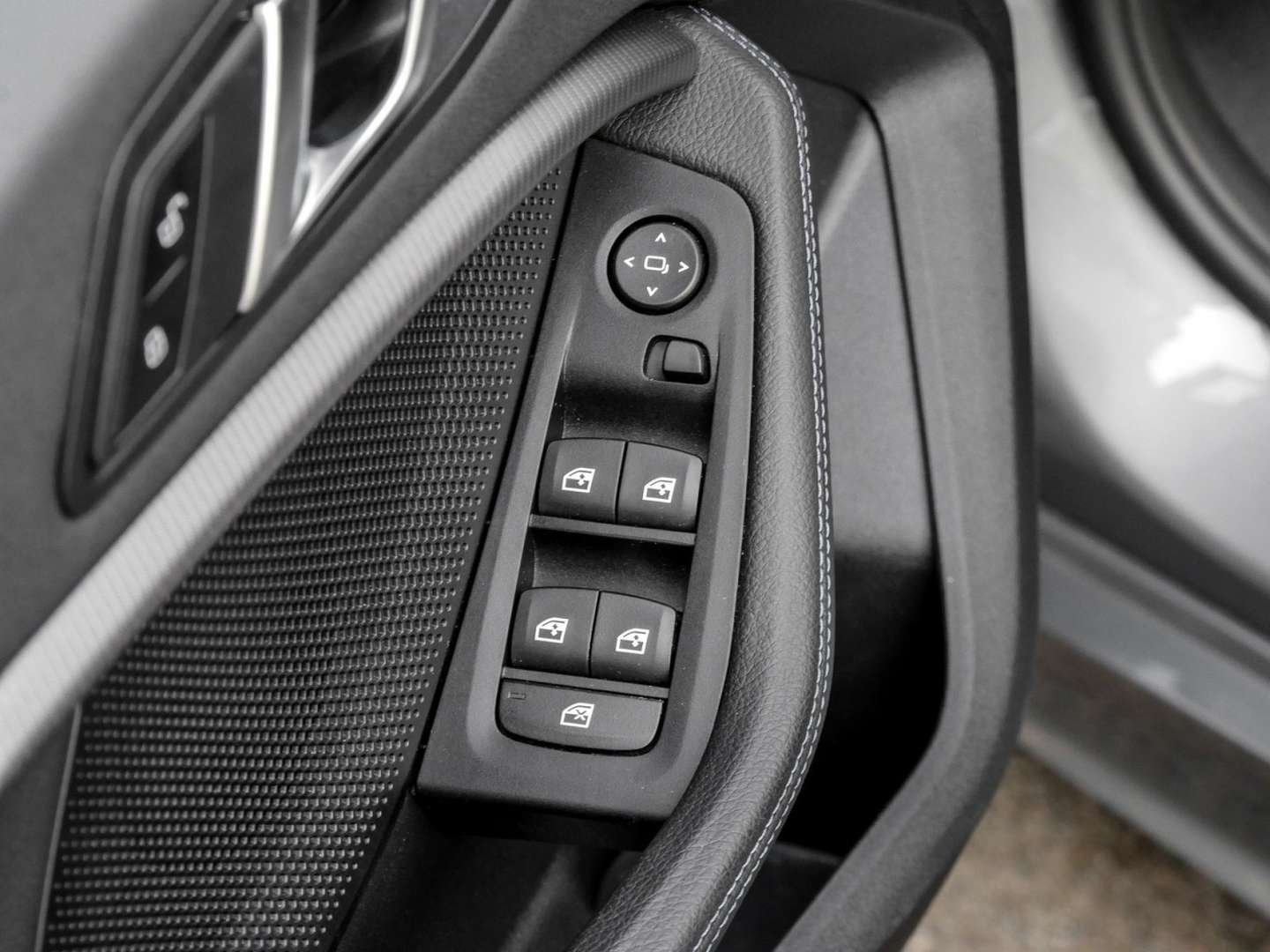 BMW 118i M Sport - 2024 - Joinsteer - #13