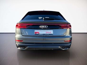 Audi Q8 50 TDI — photo 4