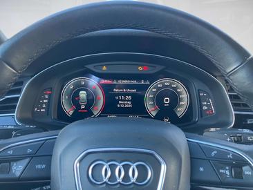 Audi Q8 50 TDI — photo 12