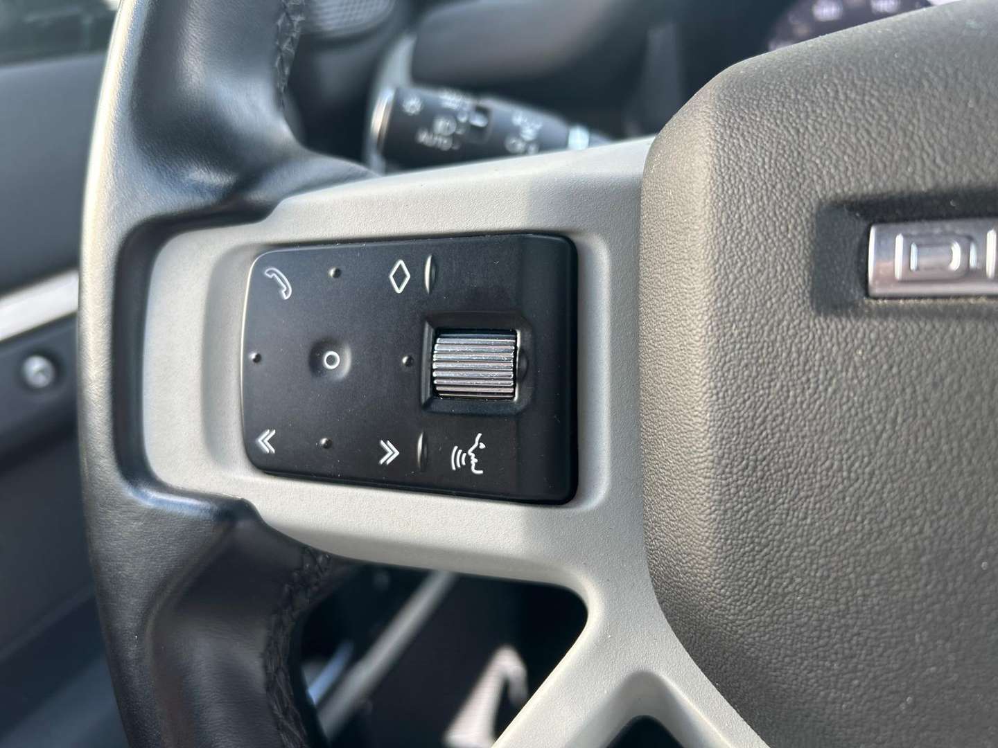 Land Rover Defender 90 SE D200 - 2023 - Joinsteer - #14