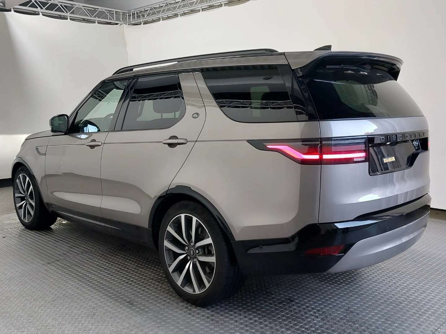 Land Rover Discovery D300 R-Dynamic SE - 2022 - Joinsteer - #11