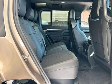 Land Rover Defender 110 P635 OCTA AWD Auto. 25.5MY — photo 20