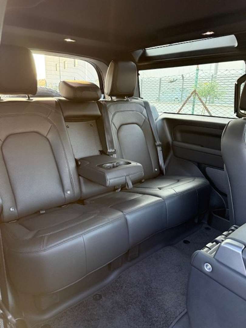 Land Rover Defender 90 EXPLORER PACK 3.0d I6 Mhev - 2025 - Joinsteer - #17