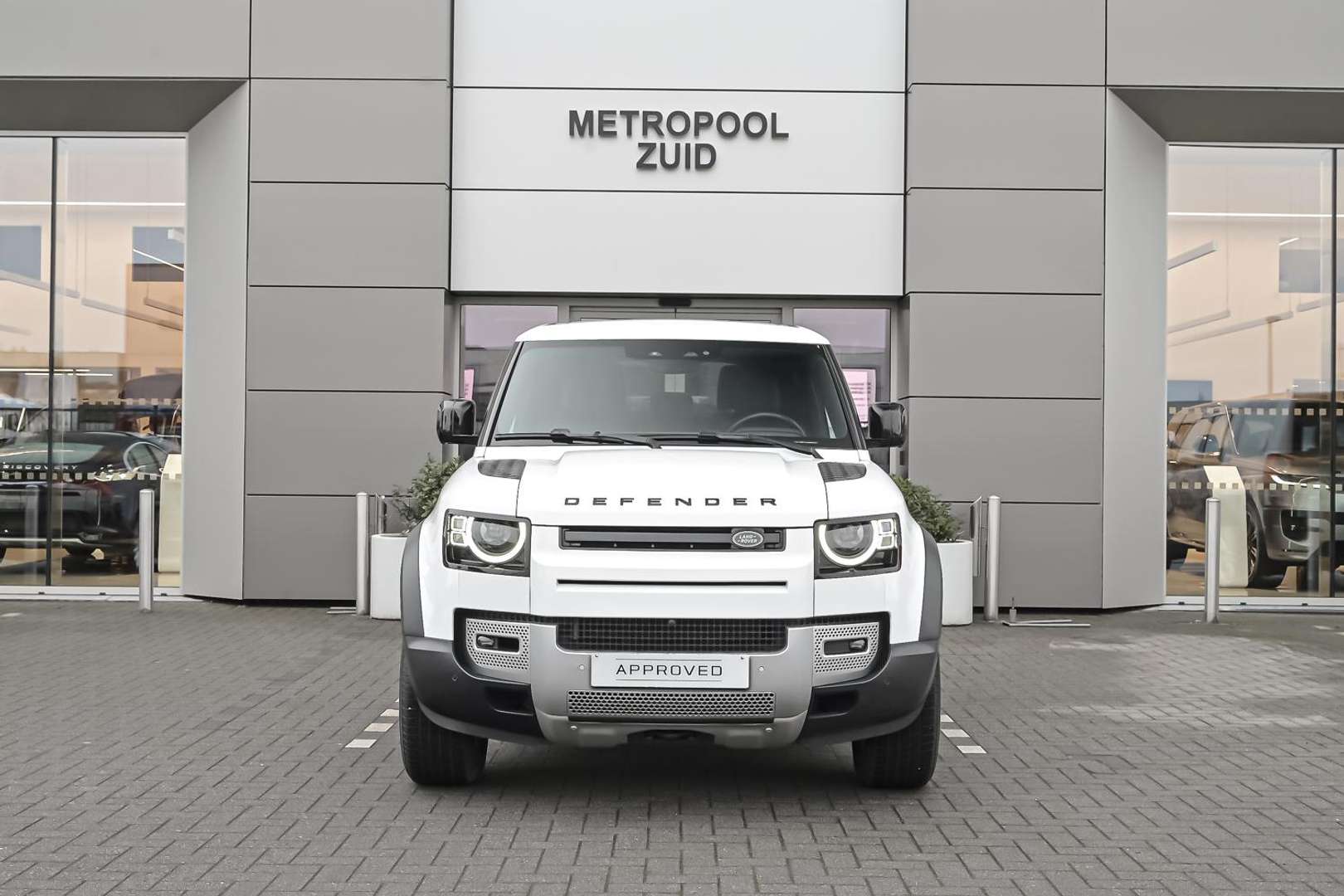 Land Rover Defender 3.0D SE D300 - 2025 - Joinsteer - #5