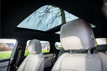 Land Rover Range Rover Evoque R-Dynamic SE 2.0 P200 AWD — photo 7