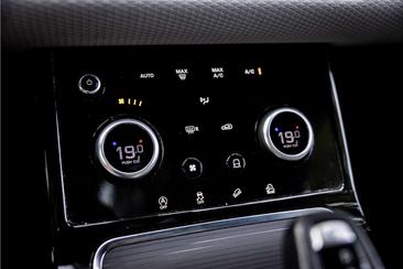 Land Rover Range Rover Evoque R-Dynamic SE 2.0 P200 AWD — photo 12