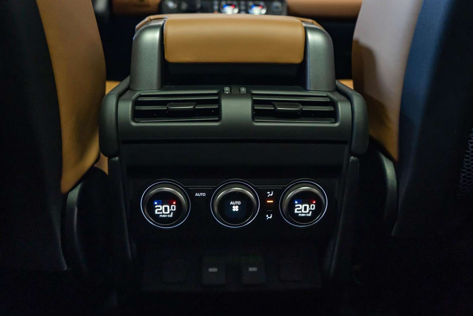 Land Rover Defender 5.0 V8 - 2023 - Joinsteer - #18