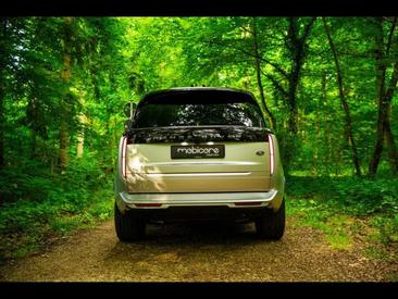 Land Rover Range Rover P440e LWB Autobiography — photo 11
