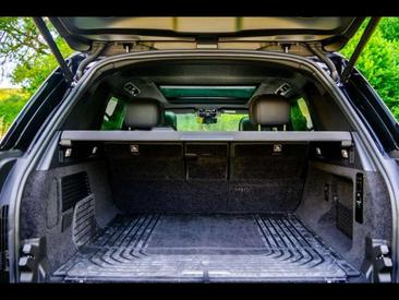 Land Rover Range Rover P440e LWB Autobiography — photo 18