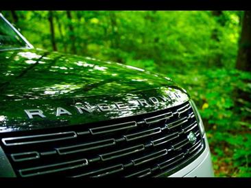 Land Rover Range Rover P440e LWB Autobiography — photo 23