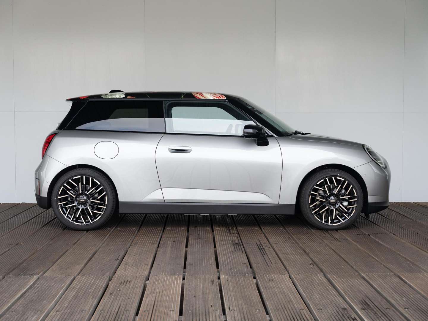 Mini 3 Portes Favoured Cooper SE - 2024 - Joinsteer - #3