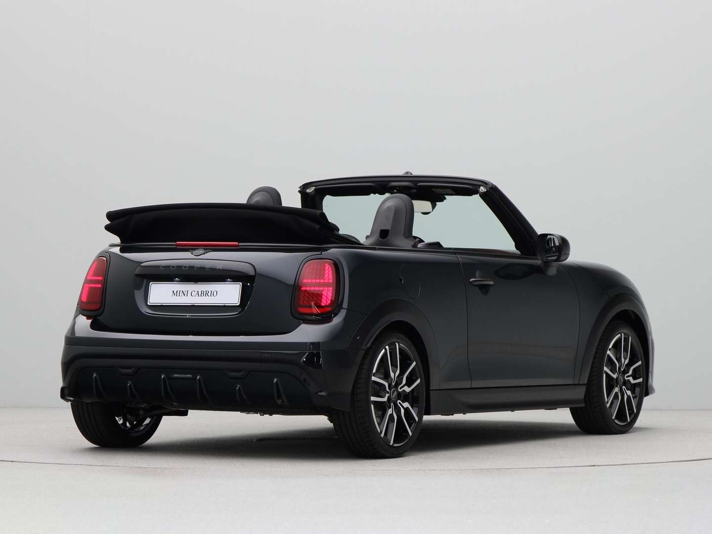 Mini Cabrio JCW Cooper - 2026 - Joinsteer - #12
