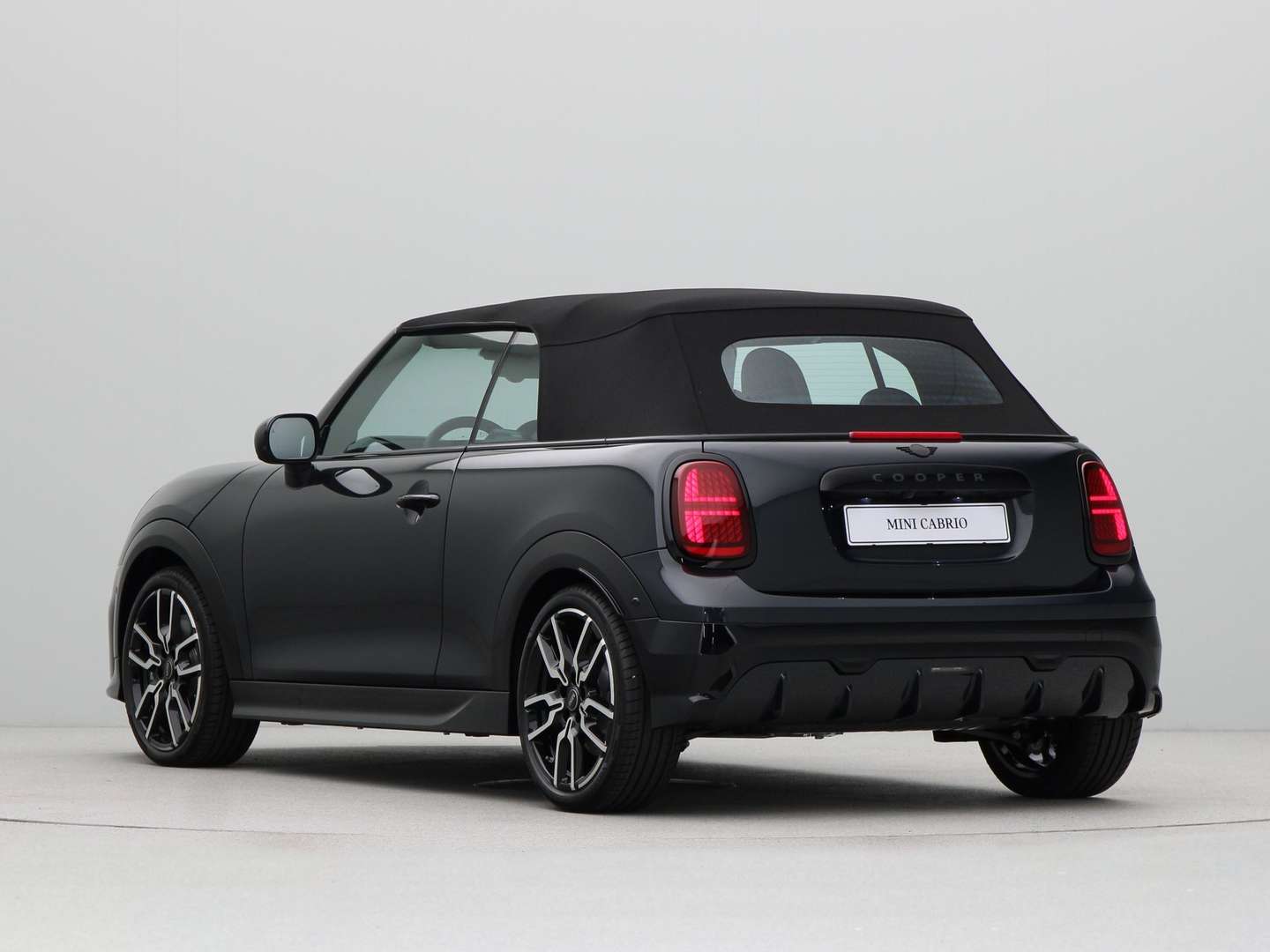 Mini Cabrio JCW Cooper - 2026 - Joinsteer - #17
