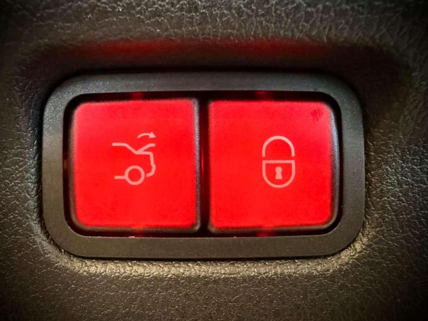 Mercedes EQE 350 Night Edition - 2025 - Joinsteer - #6