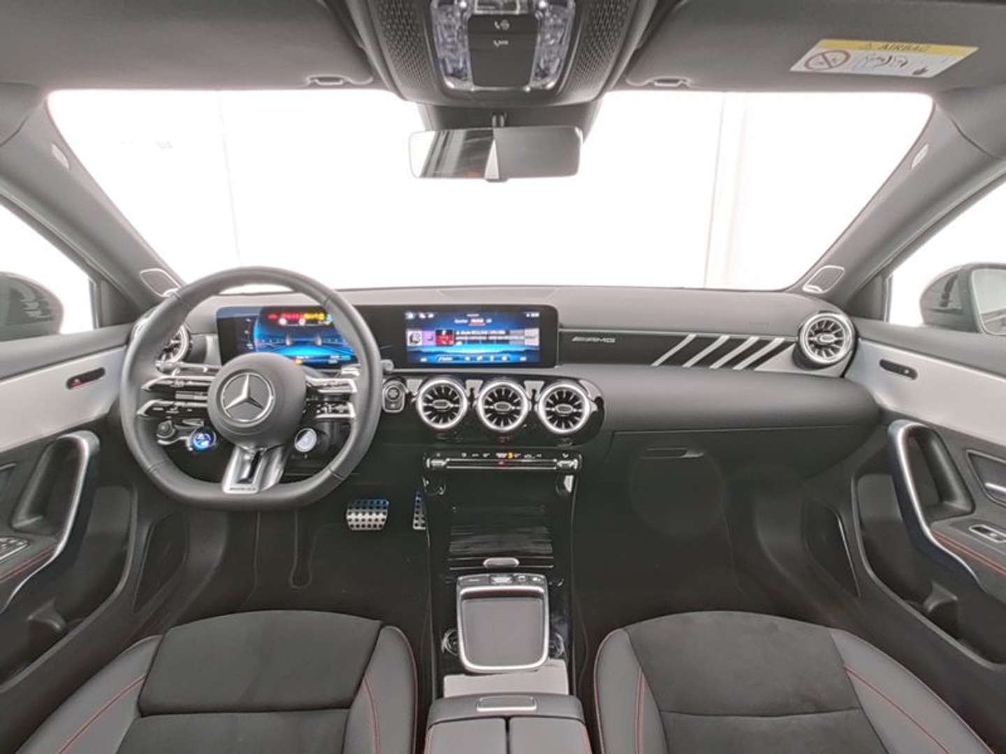Mercedes Classe A35 AMG 35 Night Edition - 2024 - Joinsteer - #4