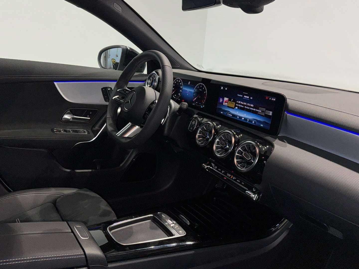 Mercedes CLA 200 200 Night Edition - 2026 - Joinsteer - #11