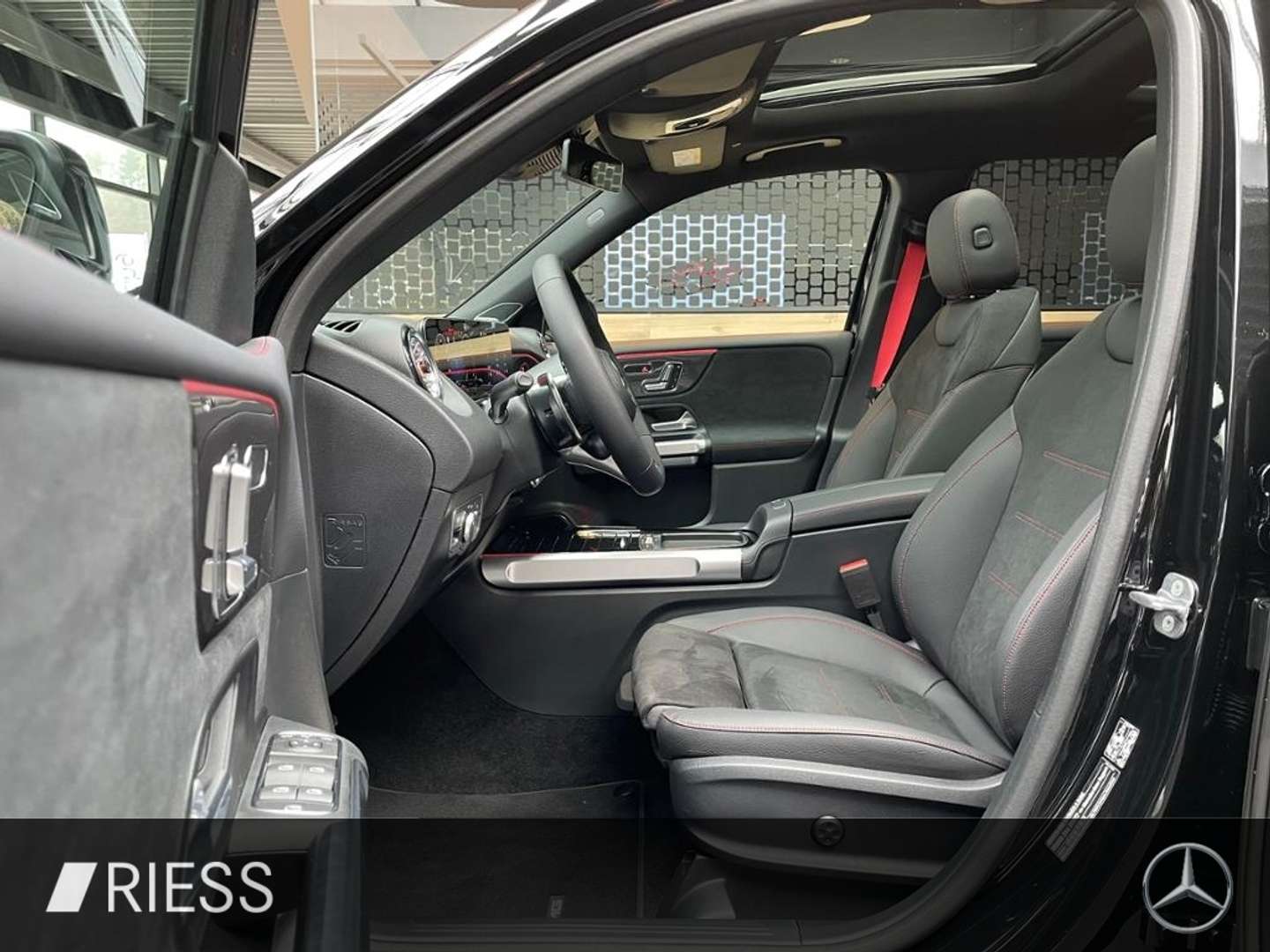 Mercedes GLB 35 AMG 35 AMG Line - 2025 - Joinsteer - #3