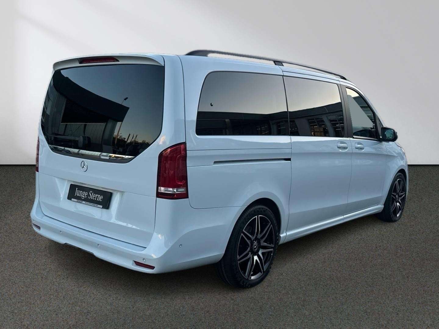 Mercedes V 300 300 AMG Line - 2022 - Joinsteer - #2