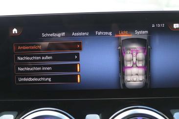 Mercedes EQA 300 — photo 15