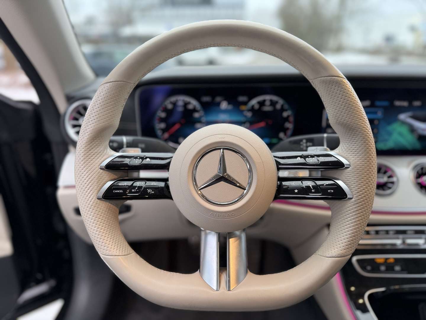 Mercedes Classe E Cabriolet 200 AMG-Line - 2022 - Joinsteer - #6