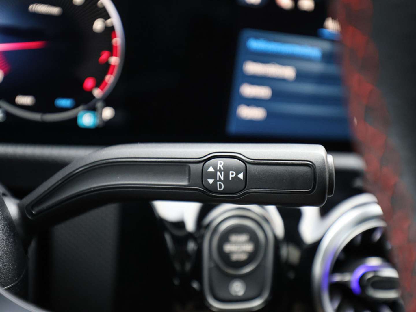 Mercedes CLA 200 Coupé 200 AMG Line - 2025 - Joinsteer - #18