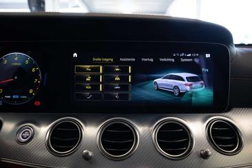 Mercedes Classe E 53 AMG Line — photo 27
