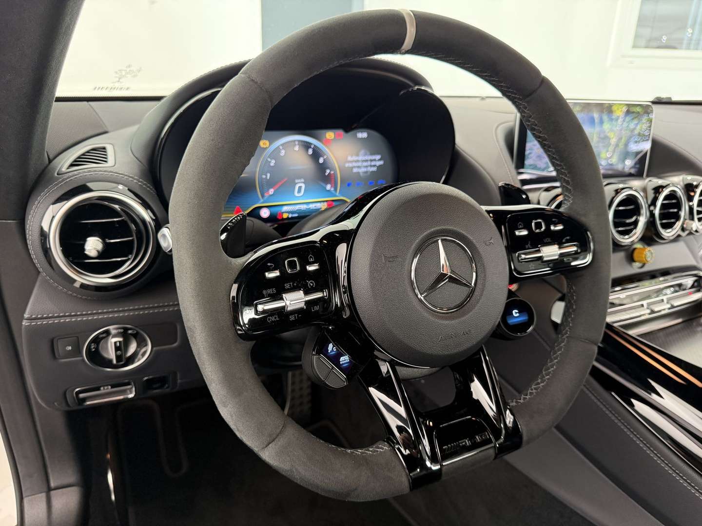 Mercedes AMG GT Coupé Carbon-Designo-Burmester-20 - 2020 - Joinsteer - #13