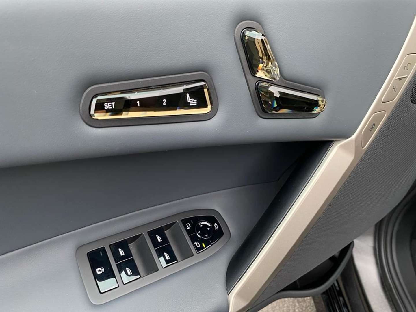 BMW IX SPORT - 2023 - Joinsteer - #18