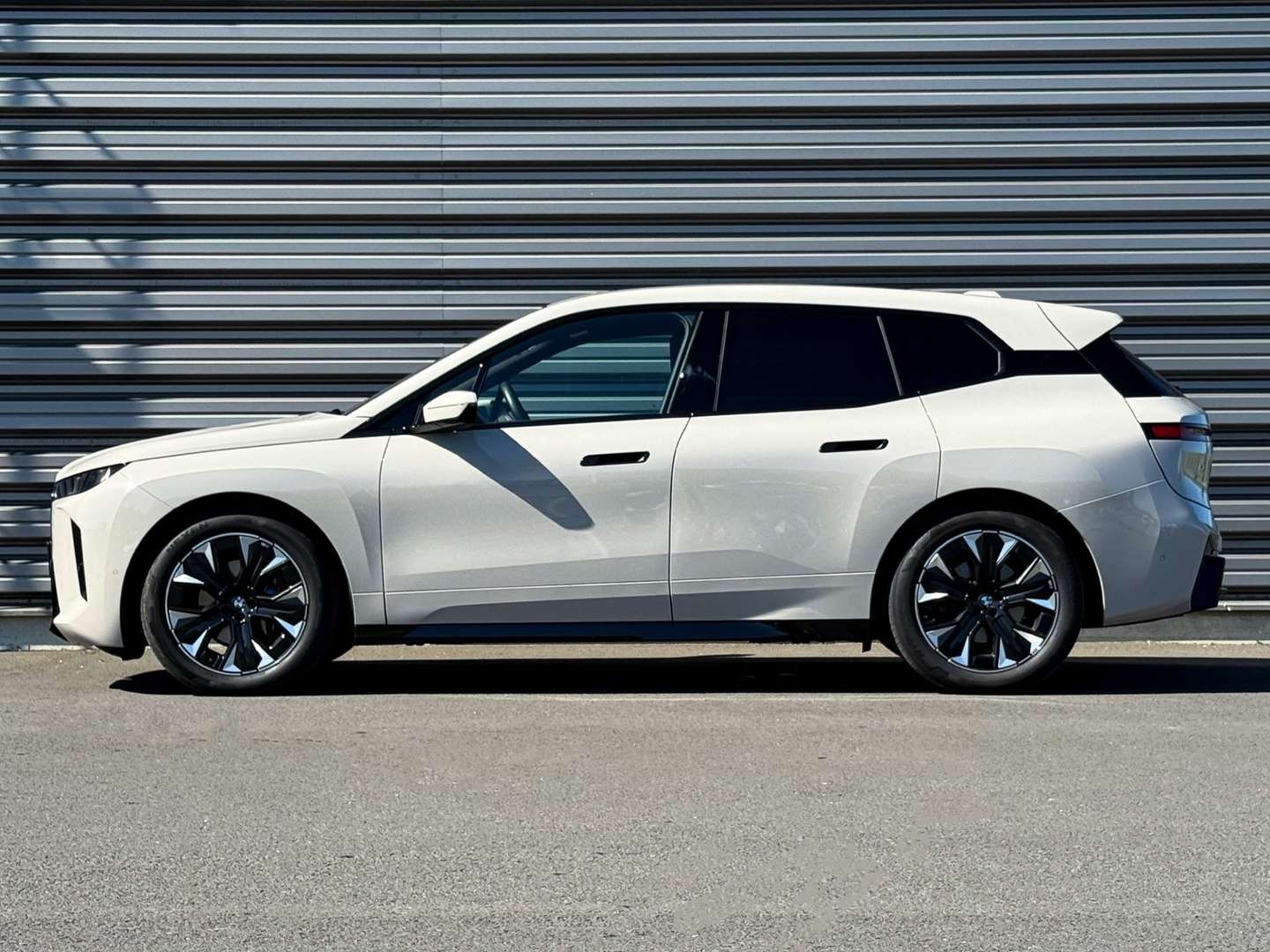 BMW IX XDrive45 - 2025 - Joinsteer - #6