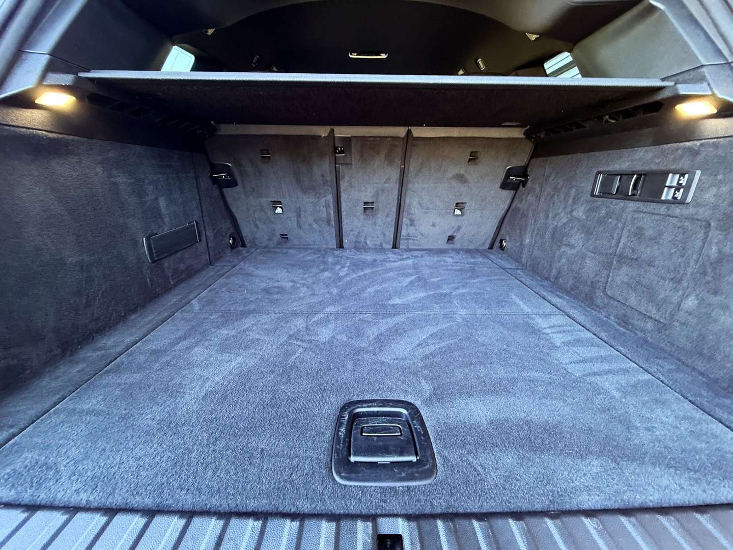 BMW IX XDrive45 - 2025 - Joinsteer - #33