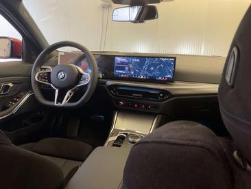 BMW 330e 330e XDrive — photo 7