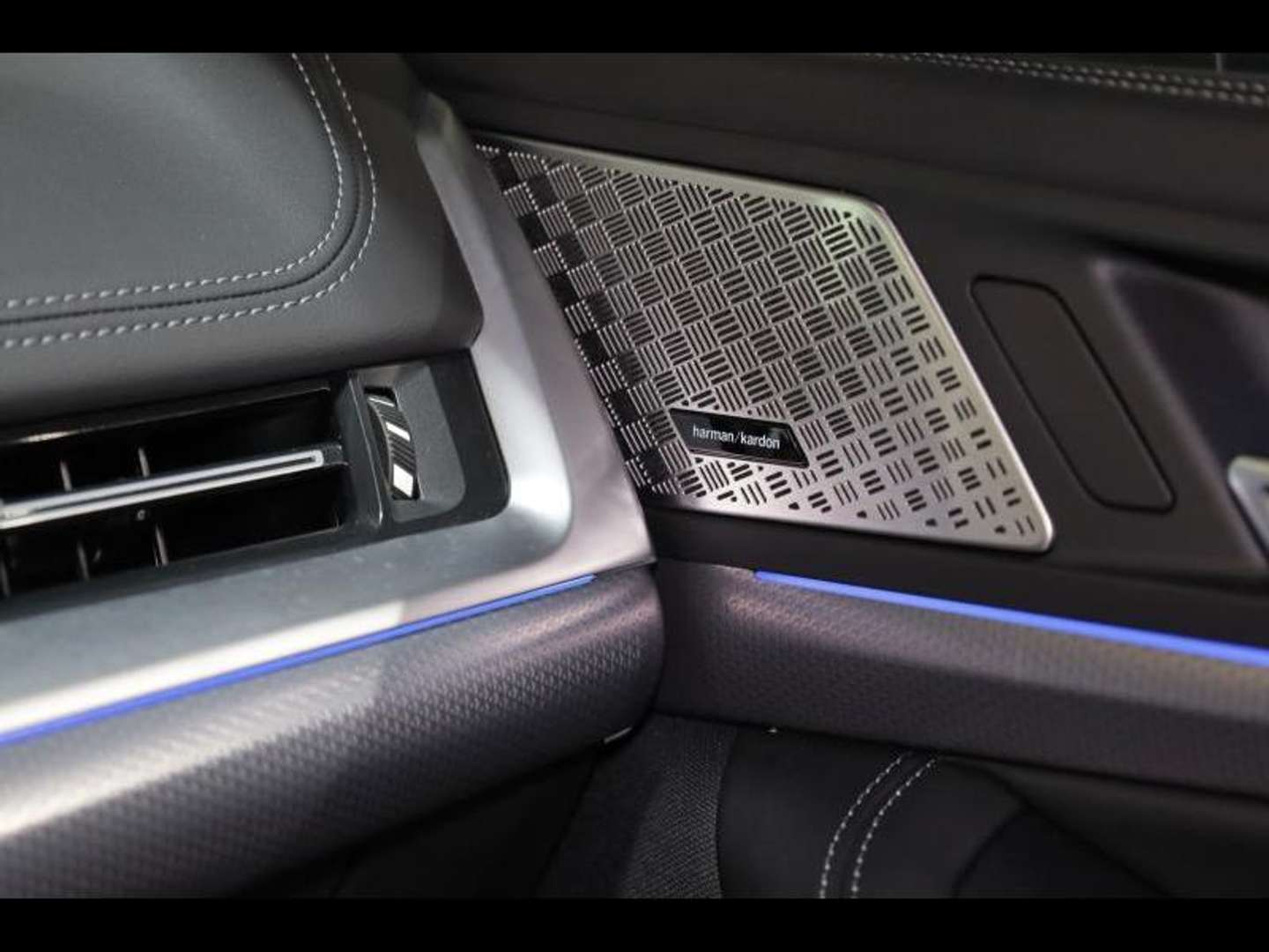 BMW 218i Active Tourer M Sport - 2024 - Joinsteer - #14