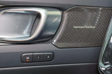 Volvo XC40 T5 Recharge Plus — photo 11